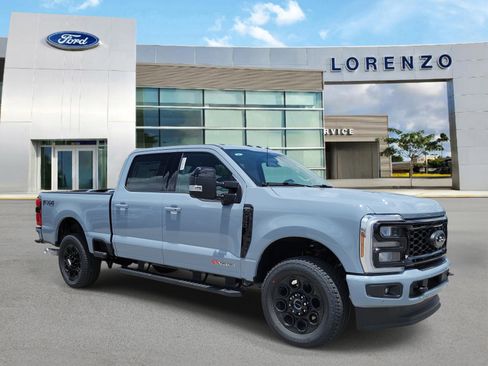 New 2026 Ford F250 Lariat w/ Black Appearance Package AWD/4WD image 3