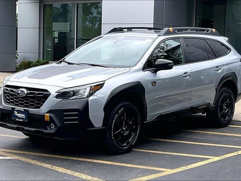 Used 2022 Subaru Outback Wilderness AWD/4WD image 15