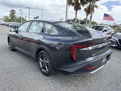 Used 2025 Kia K4 LXS image 6