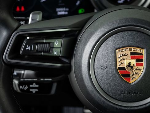 Used 2024 Porsche 911 Carrera image 8