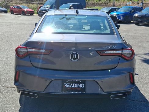 Used 2023 Acura TLX w/ Technology Package FWD image 6