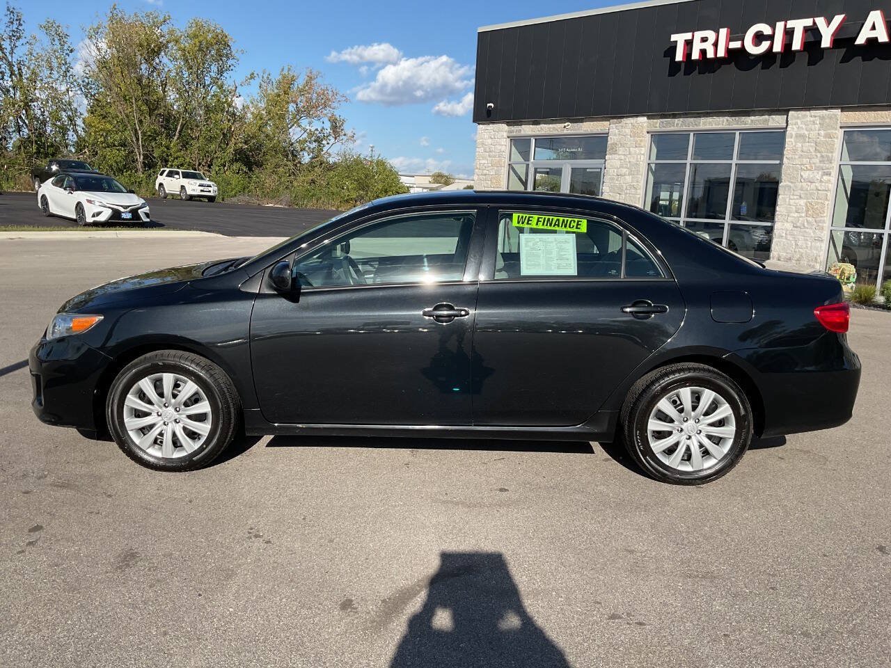 Used 2012 Toyota Corolla LE FWD image 3