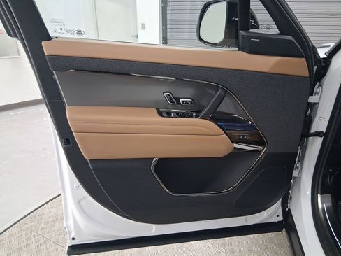 New 2026 Land Rover Range Rover Sport SE image 19