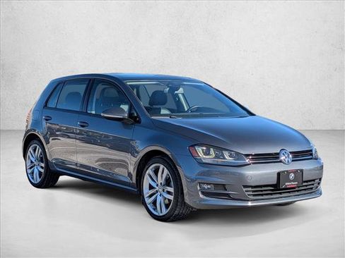 Used 2015 Volkswagen Golf S image 3