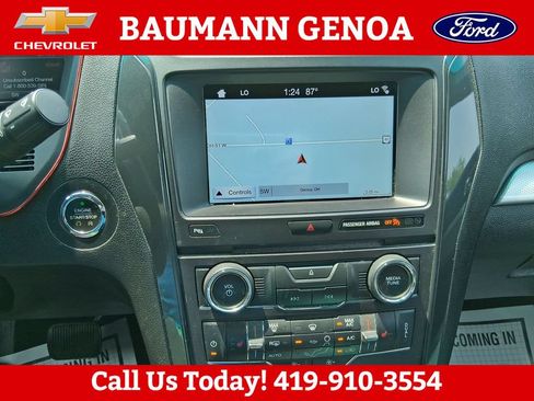 Used 2017 Ford Explorer XLT w/ Equipment Group 202A AWD/4WD image 21