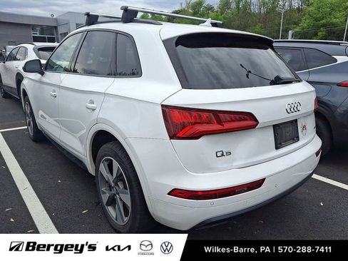 Used 2020 Audi Q5 2.0T Premium w/ Titanium Sport Package AWD/4WD image 8