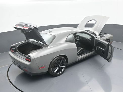 Used 2019 Dodge Challenger R/T Scat Pack w/ Shaker Package image 61