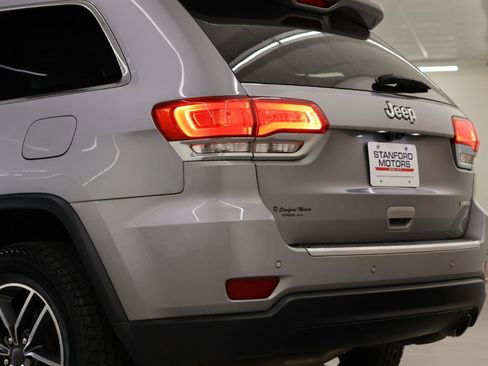 Used 2019 Jeep Grand Cherokee Limited RWD image 35