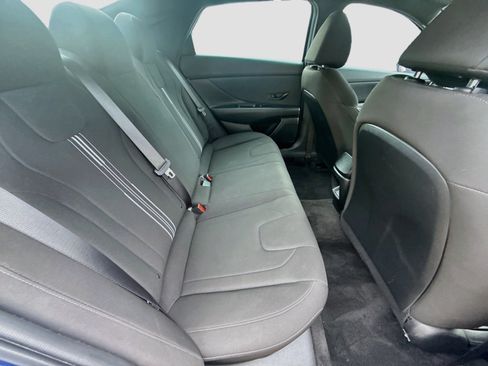 Used 2025 Hyundai Elantra Sport FWD image 25