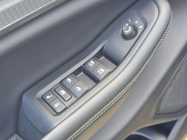 Used 2024 Jeep Grand Cherokee L Altitude AWD/4WD image 27