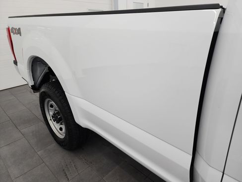 Used 2022 Ford F350 XL w/ Power Equipment Group image 25