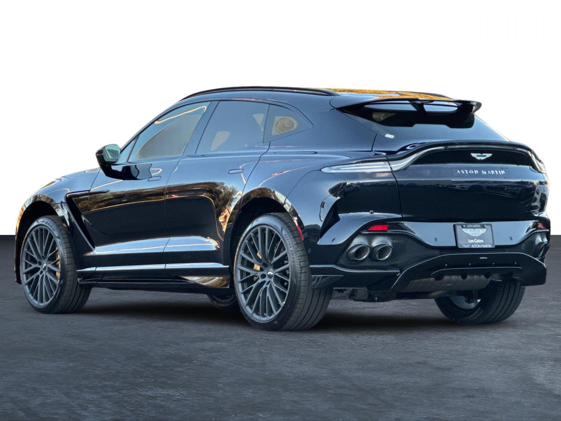 Used 2026 Aston Martin DBX 707 AWD/4WD image 2