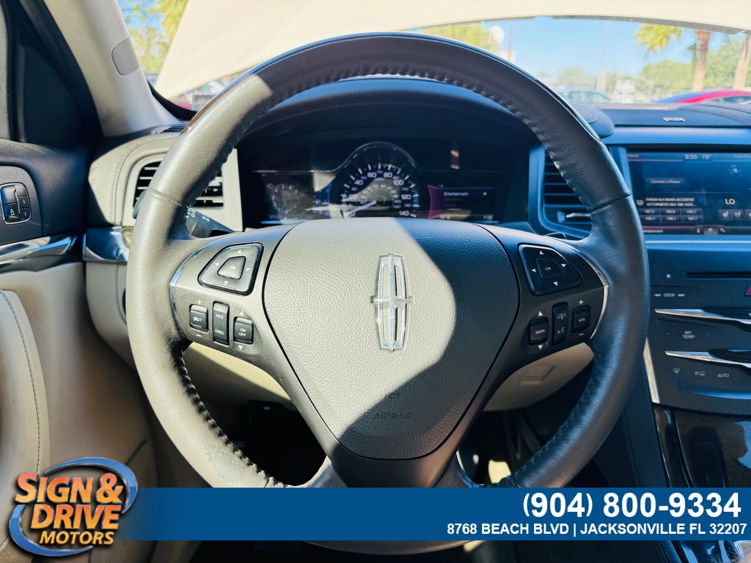 Used 2014 Lincoln MKS w/ Equipment Group 101A FWD image 16