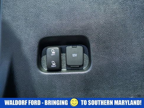 Used 2022 Ford Edge ST w/ Equipment Group 401A AWD/4WD image 11