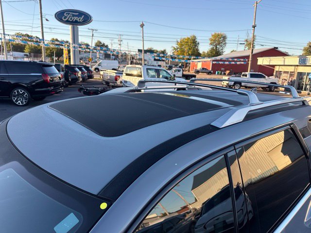 Used 2025 Nissan Pathfinder Platinum w/ Cargo Package AWD/4WD image 11