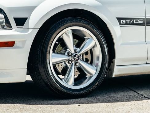 Used 2007 Ford Mustang GT Premium RWD image 50