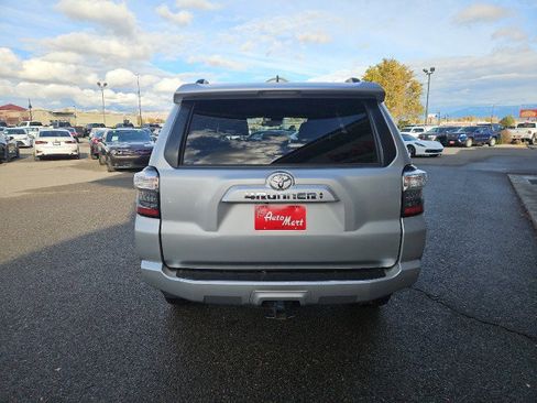 Used 2021 Toyota 4Runner SR5 image 4