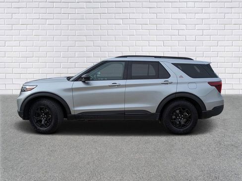 Used 2022 Ford Explorer Timberline w/ Timberline Technology Package image 2