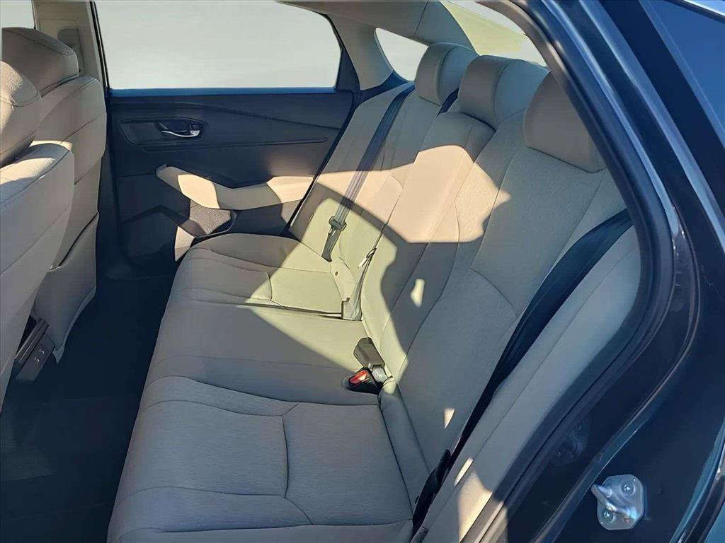 Used 2025 Honda Accord LX image 15