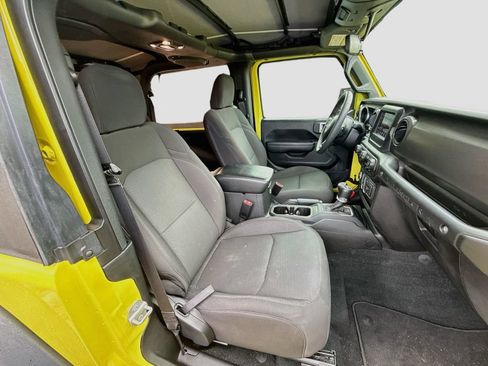 Used 2023 Jeep Wrangler Sport AWD/4WD image 29