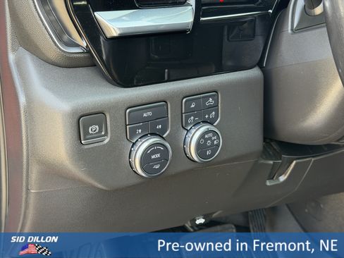Certified 2022 GMC Sierra 1500 Elevation w/ Elevation Premium Package AWD/4WD image 13