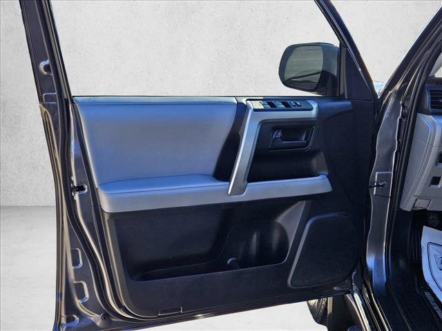 Used 2013 Toyota 4Runner SR5 w/ Convenience Pkg RWD image 12