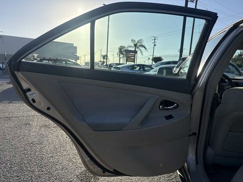Used 2007 Toyota Camry CE FWD image 10