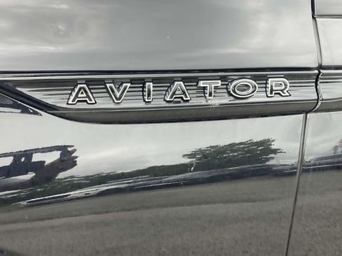 New 2025 Lincoln Aviator Black Label w/ Jet Appearance Package image 13