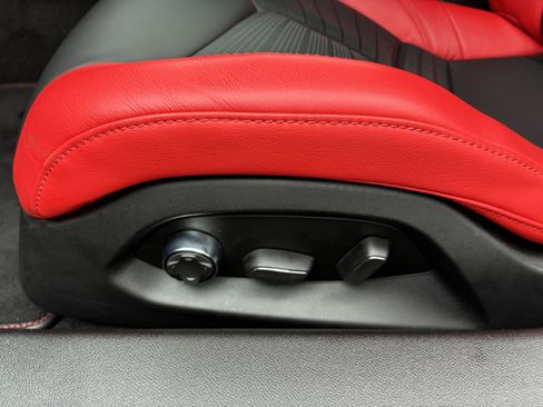 Used 2024 Chevrolet Corvette Z06 w/ Z07 Performance Package RWD image 21