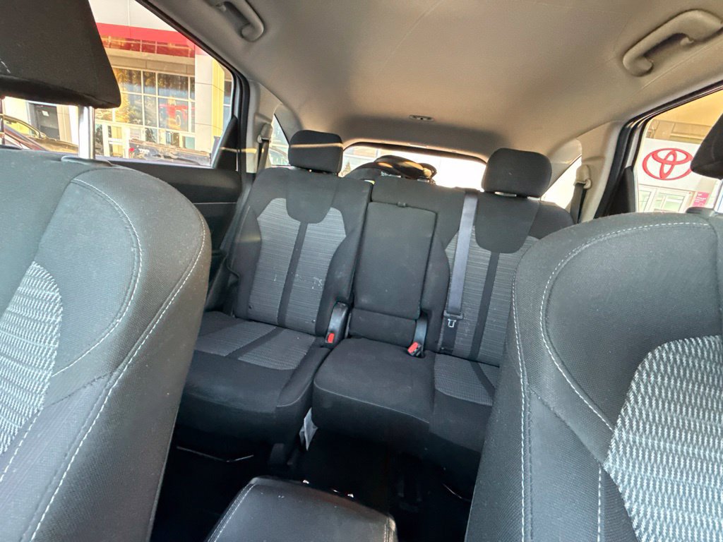 Used 2021 Kia Sorento LX FWD image 9