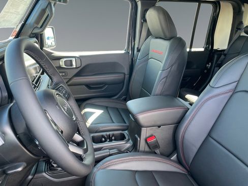 New 2026 Jeep Gladiator Rubicon AWD/4WD image 9