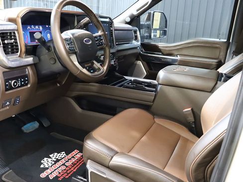 Used 2025 Ford F250 King Ranch image 49