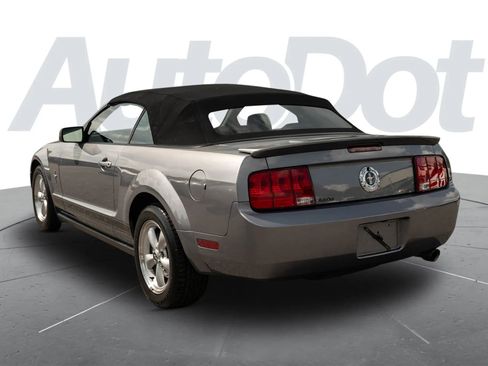 Used 2007 Ford Mustang Premium image 6