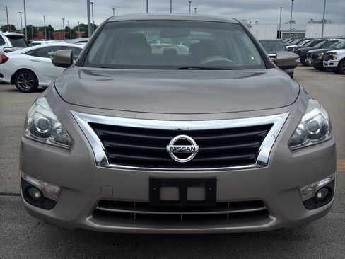 Used 2014 Nissan Altima 2.5 SL FWD image 3