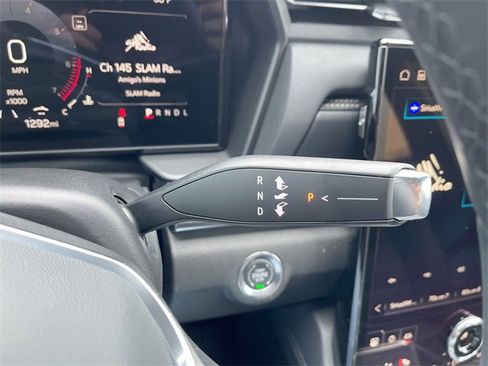 Used 2026 GMC Terrain Elevation w/ Elevation Premium Package image 15