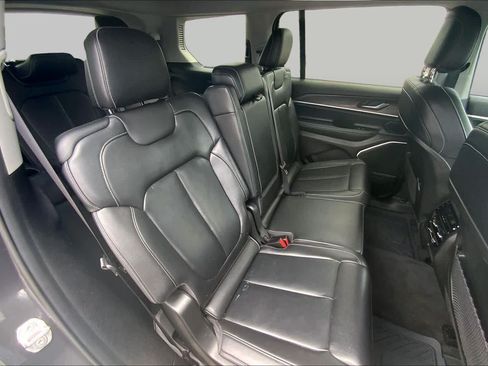 Used 2021 Jeep Grand Cherokee L Limited w/ Trailer Tow Group (B) RWD image 20