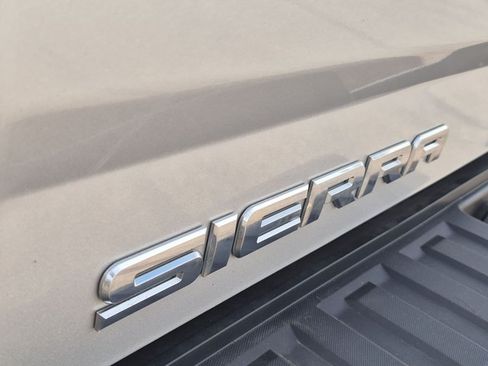Used 2018 GMC Sierra 1500 Denali w/ Denali Ultimate Package AWD/4WD image 7