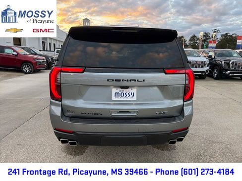 Used 2026 GMC Yukon XL Denali w/ Denali Reserve Package image 5