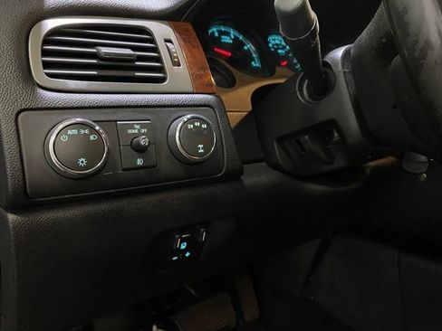 Used 2013 GMC Sierra 2500 SLT w/ SLT Convenience Package image 15