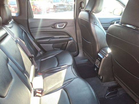 Certified 2023 Jeep Compass Limited image 15