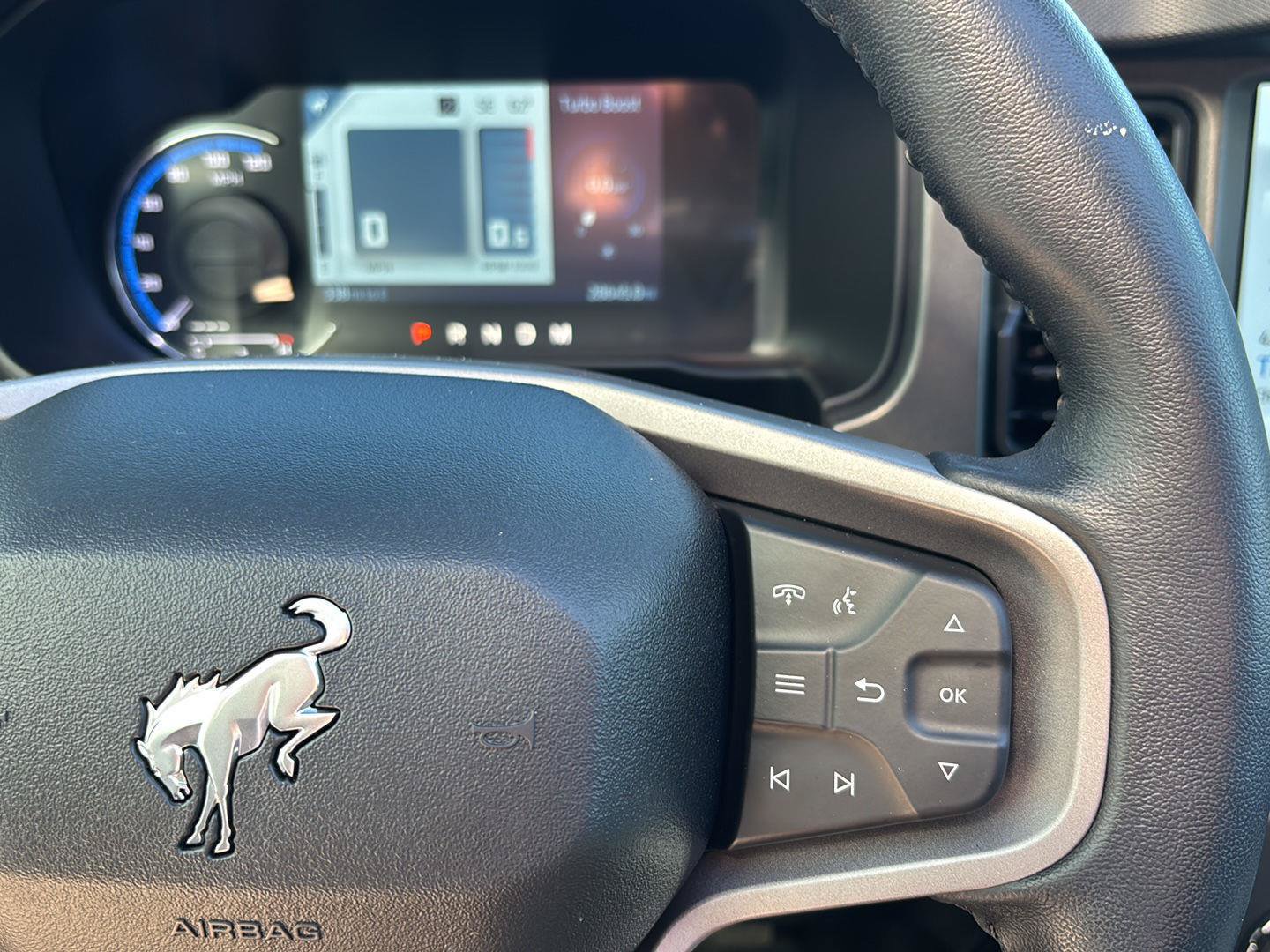 Certified 2024 Ford Bronco Badlands AWD/4WD image 19