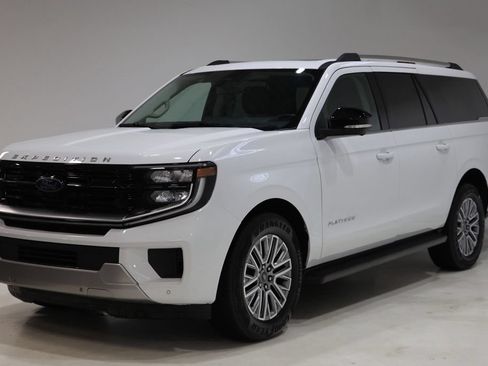 Used 2026 Ford Expedition Max Platinum AWD/4WD image 3