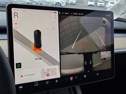 Used 2023 Tesla Model Y Long Range AWD/4WD image 23