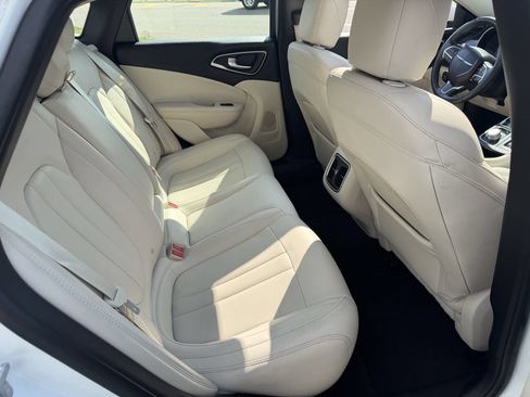 Used 2015 Chrysler 200 C FWD image 18