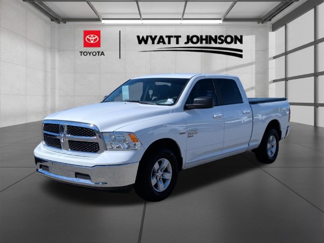 Used 2019 RAM 1500 Classic SLT RWD image 2