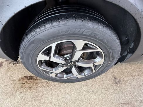 Used 2021 Kia Sportage LX image 6