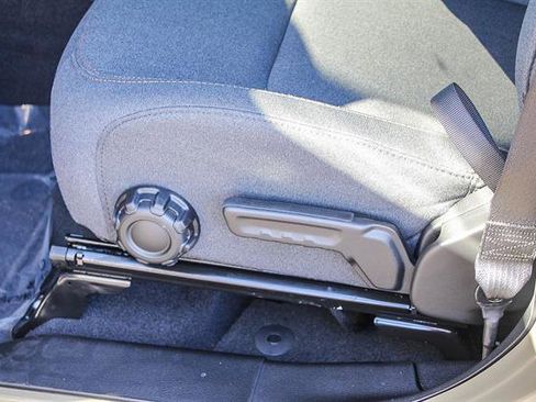 New 2025 Jeep Gladiator Sport image 19