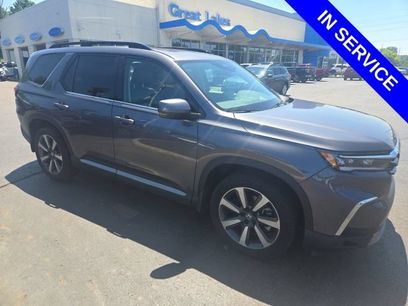 Used 2025 Honda Pilot Touring