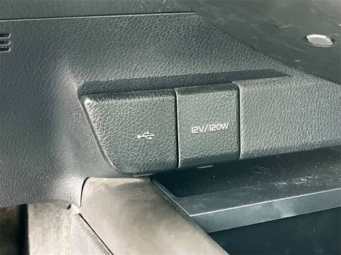 Used 2024 Toyota Camry XSE image 33