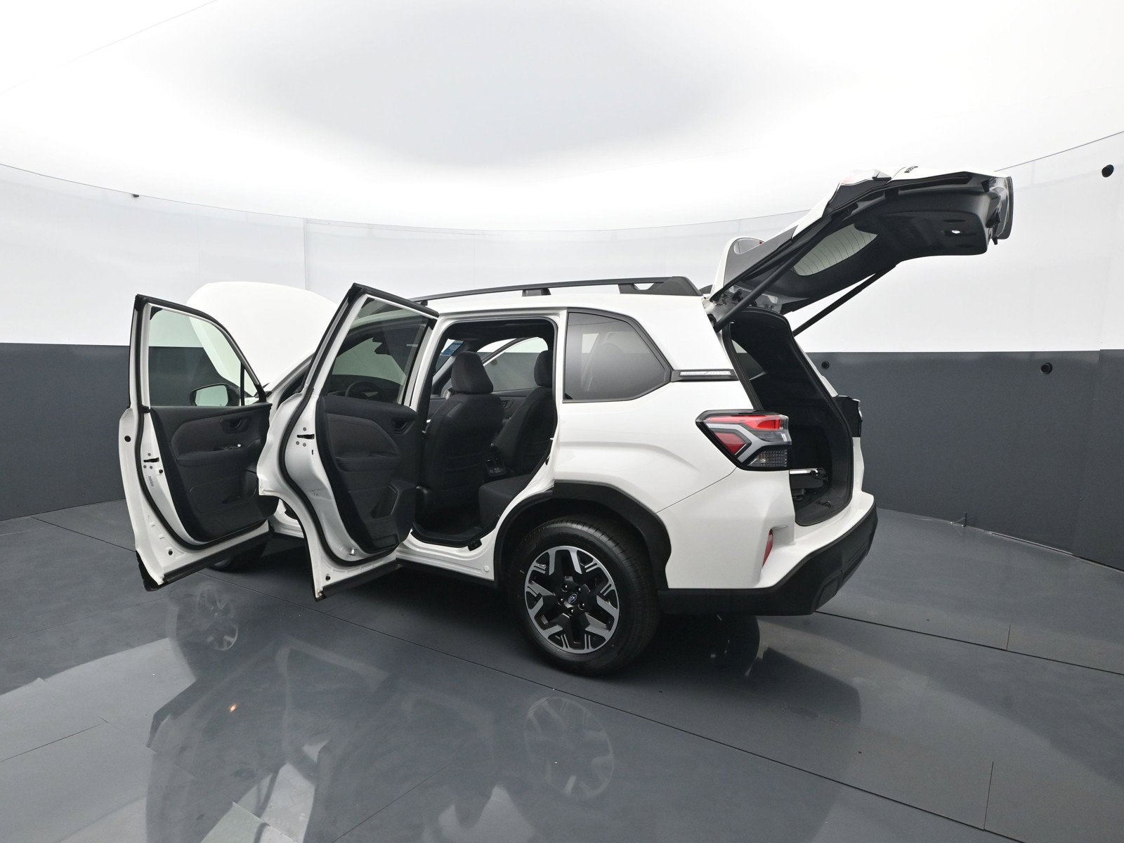 Used 2025 Subaru Forester Premium AWD/4WD image 31